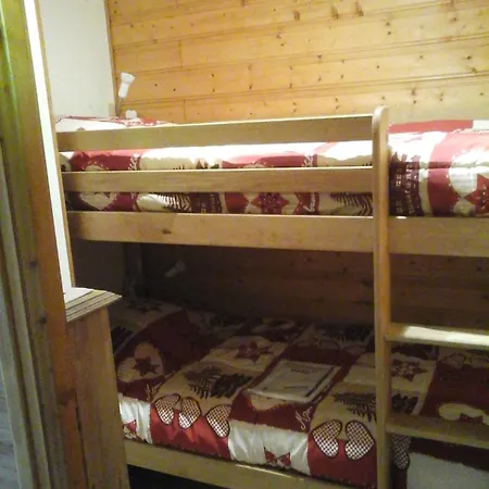 Les Jonquilles Apartment *